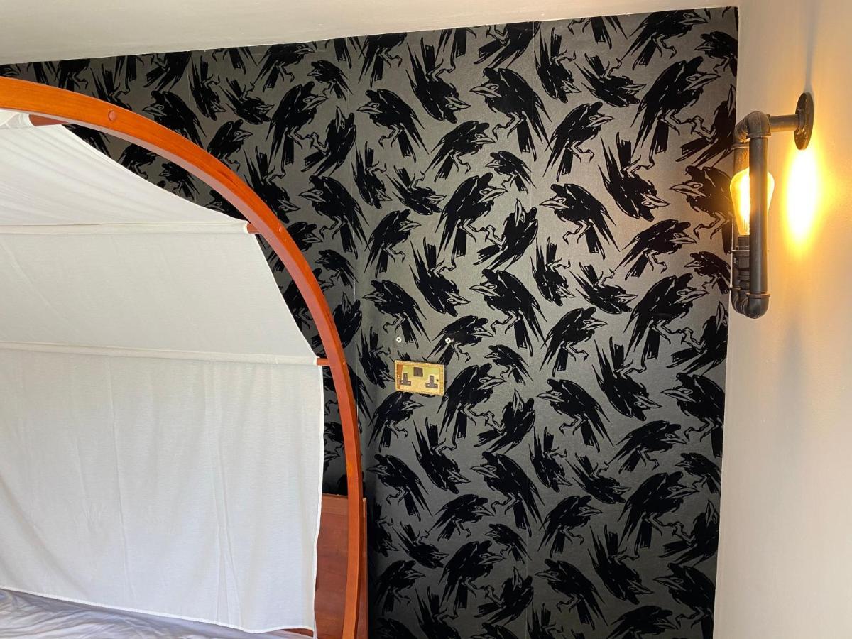 The Raven Suite Henley-on-Thames Extérieur photo