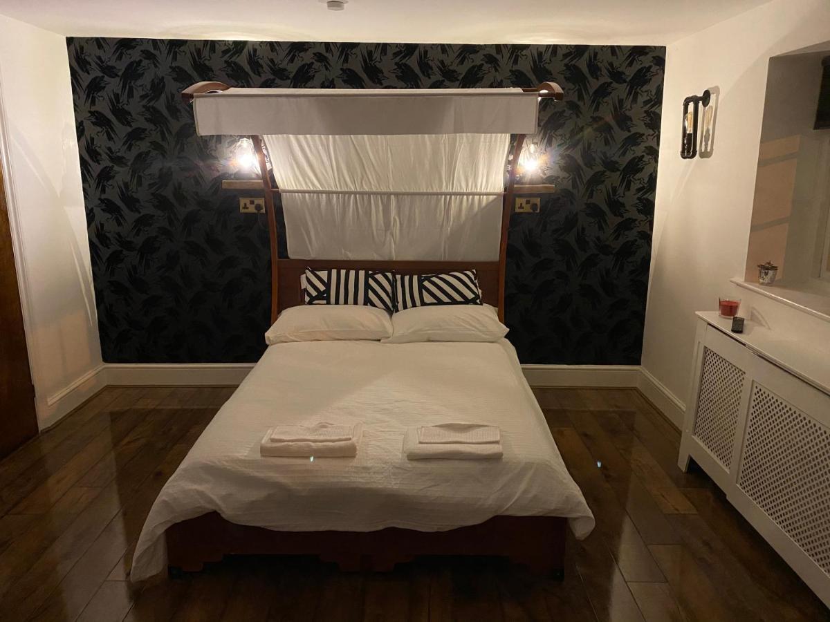 The Raven Suite Henley-on-Thames Extérieur photo
