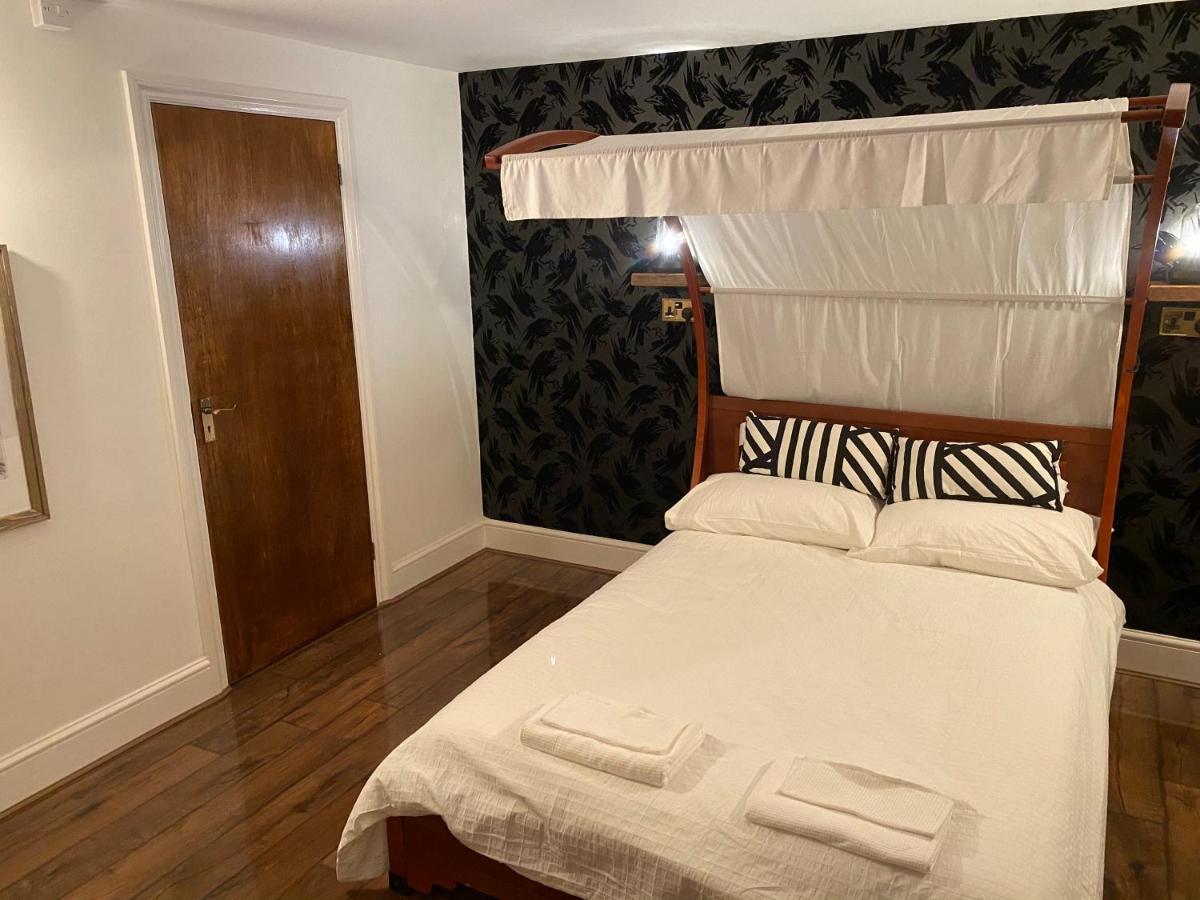The Raven Suite Henley-on-Thames Extérieur photo
